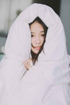 小不点爱吃肉混JIN