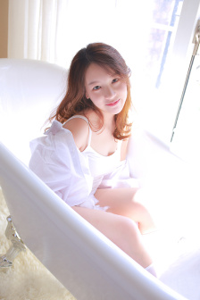《朋友的未婚妻》HD